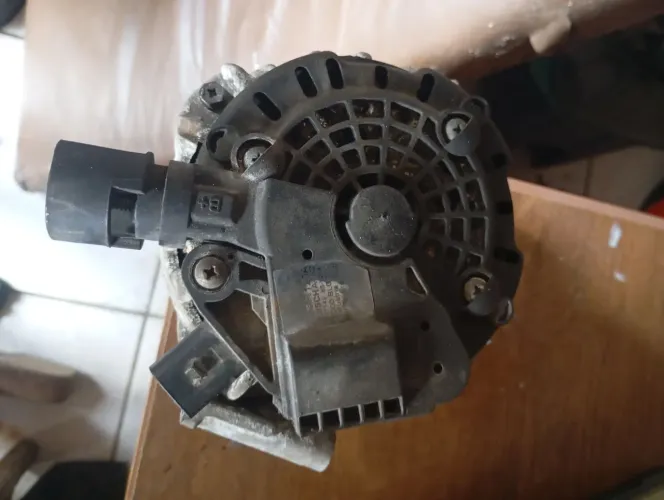 Alternador da Fiat Idea 2008