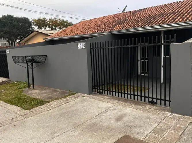 Casa 03 Quartos Bairro Novo Mundo Prox a Av Brasilia ( Direto com o Proprietario)