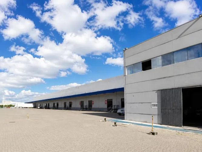 Galpão para Locação 4.353 m² Caxias do Sul - RS