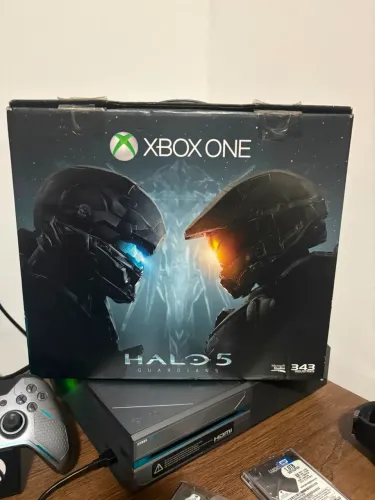 Xbox One Edição Halo completo COLECIONADOR