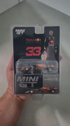 Red Bull RB16B 2021 Max Verstappen (Mini GT 835)