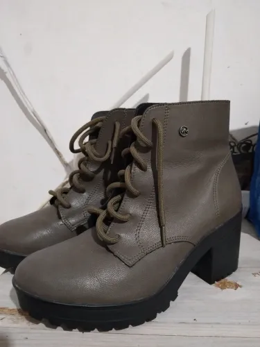 Bota