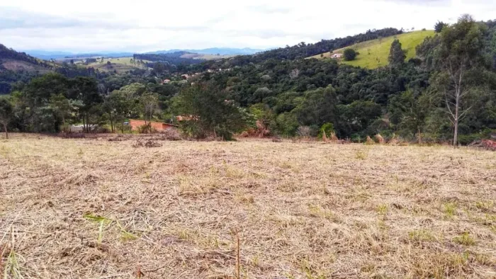 Terreno em Paraibuna/SP - Vista Incrível e Natureza Exuberante 1.000m2
