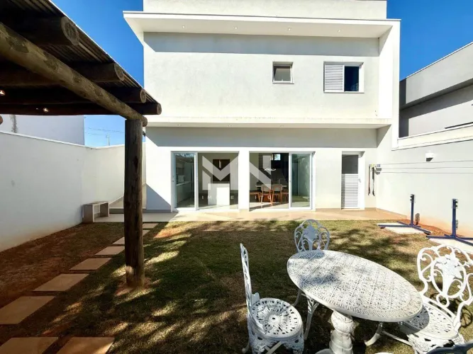 Casa á Venda no Condomínio Gardenville em Itu/SP.