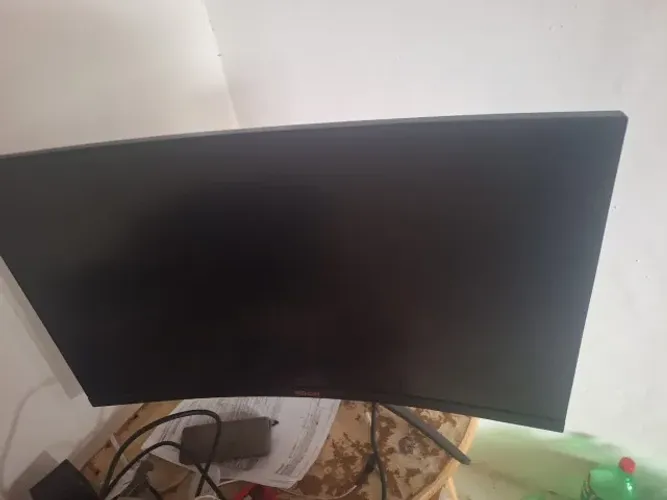 Monitor AOC Agon AG323FCXE 31.5 165 Hz Curvo Full HD Preto Defeito