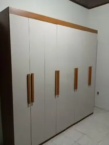 Montagem de móveis