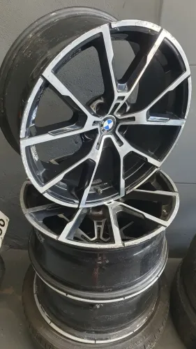 Vendo jogo de roda BMW ARO20