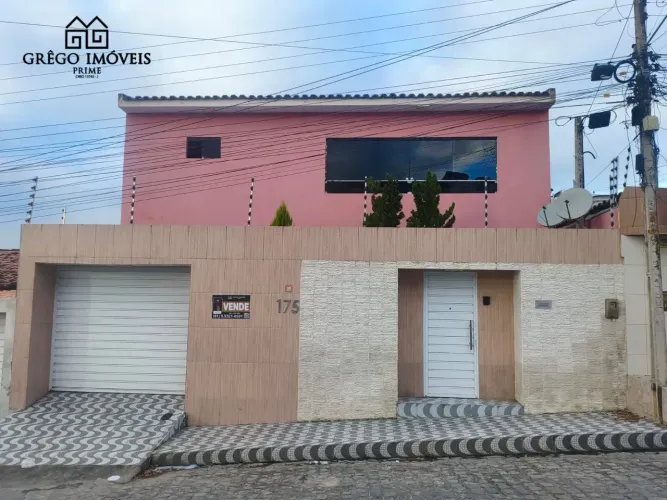 Casa Duplex à venda no bairro Indianópolis | Caruaru - PE