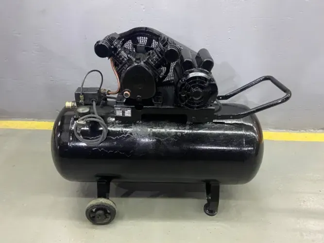 Compressor de Ar chiaperini 10-110red Motor 2hp 110 litros