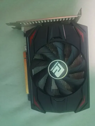 Placa de video Amd Rx 550 4gb 128 bits