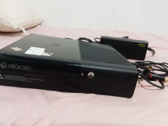 Xbox 360 desbloqueado com defeito liga e desliga 