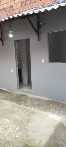 Alugo casa no conjunto habitacional jardim dos eucaliptos próximo a rua da passarela
