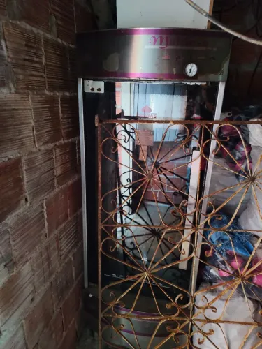 Máquina frango vendo ou troco