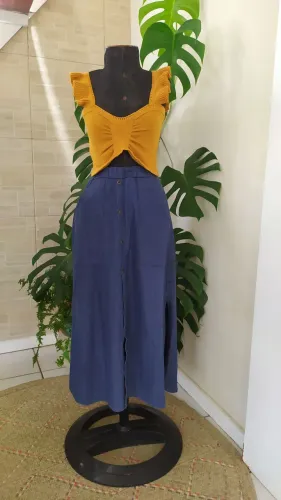Saía jeans longa com fendas laterais Tam M