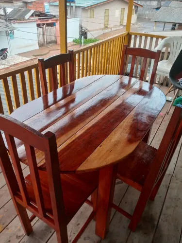 Mesa de macacaúba em estado de nova! Aceito proposta!