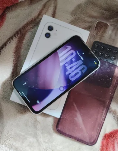 iPhone 11 128GB Branco