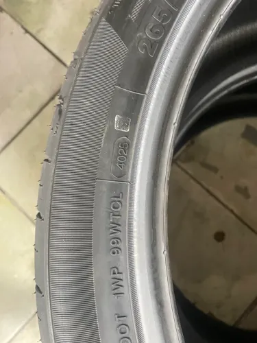 265/40/21