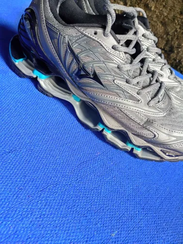 Tênis Mizuno usado somente 2 vezes