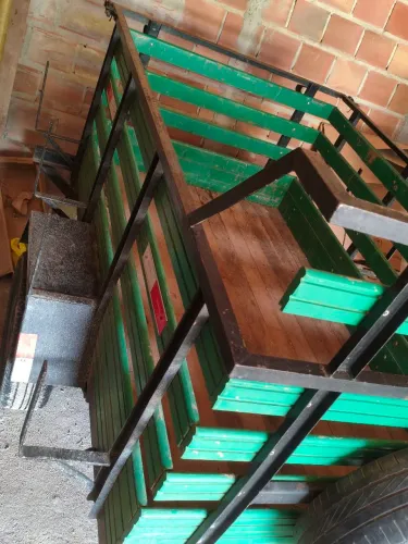Carrocinha para reboque um eixo 
