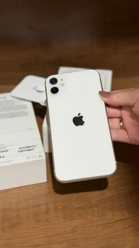 iPhone 11 - 64GB - todo original