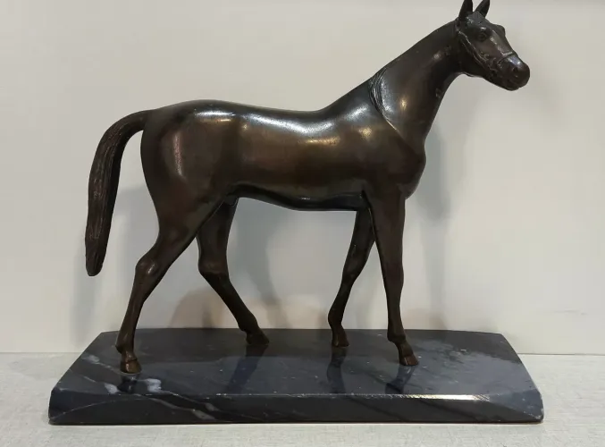 Escultura cavalo bronze