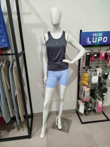 Manequim usado