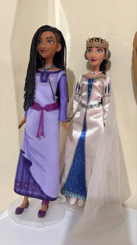 Rainha Amaya e Asha (wish) Disney.