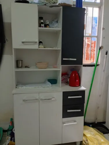 Armário de cozinha semi novo