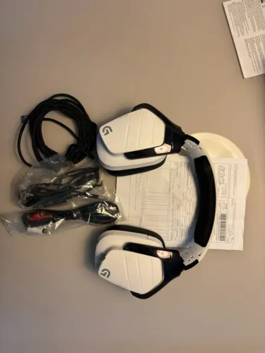 Head Set Logitech G933 Sem fio - Wi Fi - Branco