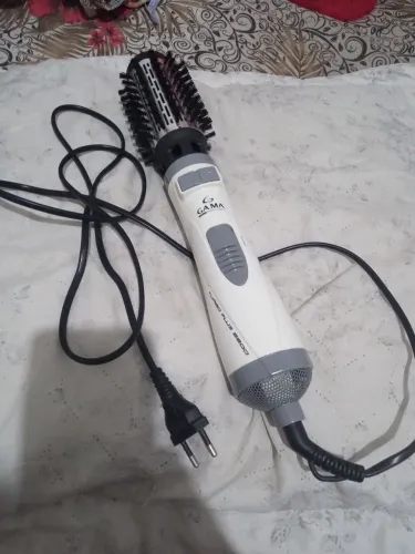 Vende-se escova giratória para cabelos