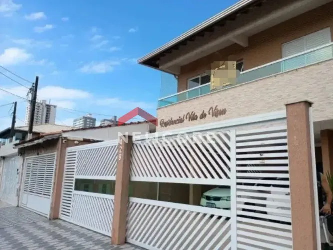 Casa de condomínio em Avenida Angelo Perino - Maracanã - Praia Grande/SP