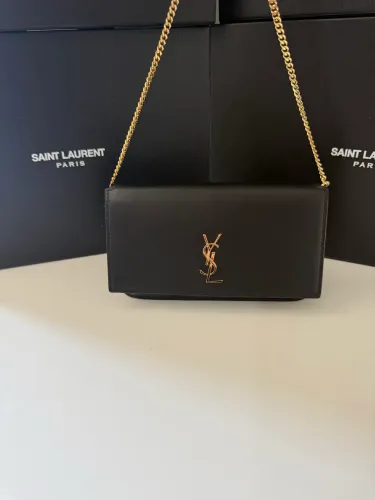 Bolsa Yves Saint Laurent preta