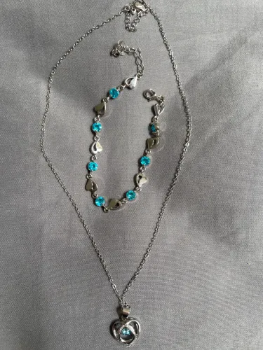 Colar e pulseira