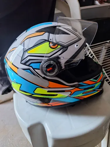 Capacete ls2, troco com volta em capacete da minha escolha