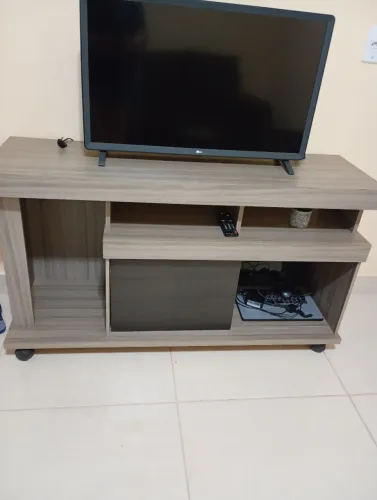 Rack semi novo MDF