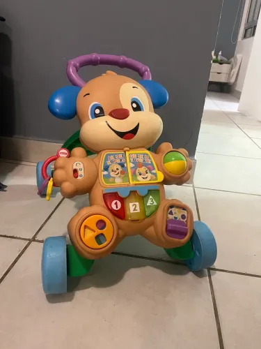 Andador FisherPrice - Ideal para bebês aprenderem a andar em segurança