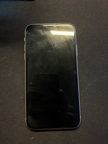 IPhone XR com defeito
