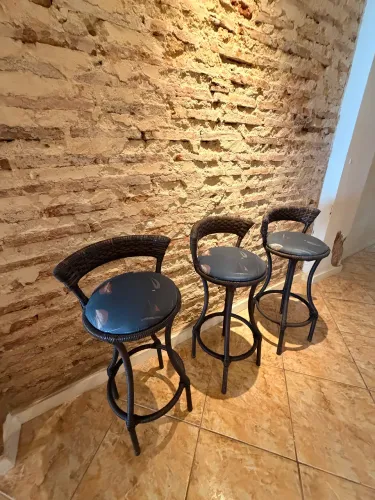 Conjunto 3 Banquetas Altas em Fibra Sintética - Área Gourmet