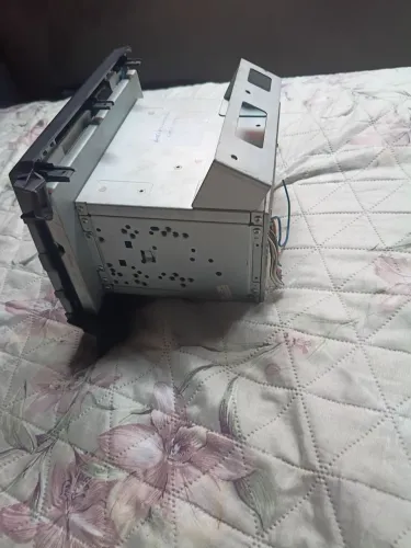 Vendo um multimídia pra carro 