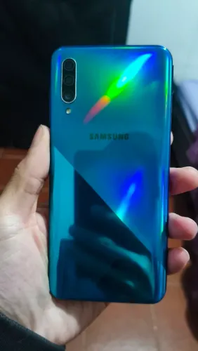 Samsung A30
