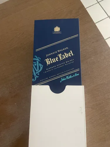 Vendo blue label original lacrado