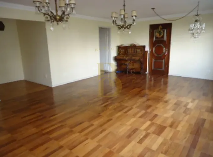 Apartamento com 143 m², 3 quartos sendo 1 suíte à venda no bairro Higienópolis.