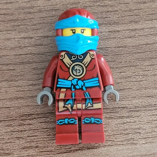 Miniatura Nya do LEGO Ninjago - Master of Spinjitzu