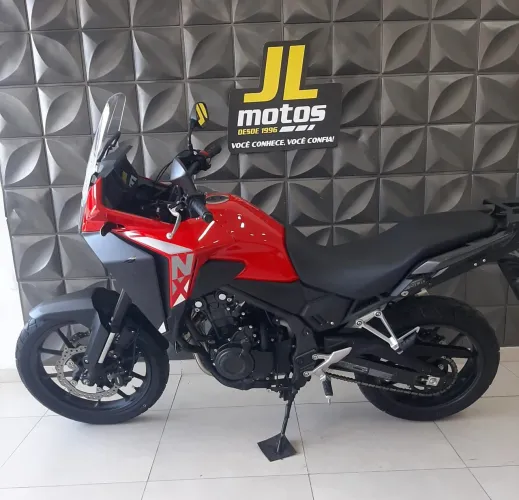 NX 500 ANO 2026 COM 4 MIL KM