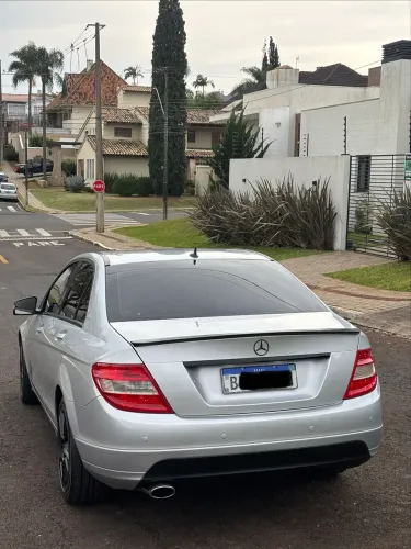 Mercedes-Benz C-180 CGI Classic 1.8 16V 156cv Aut. 2011