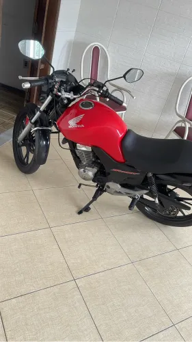 Moto disponível pra locação