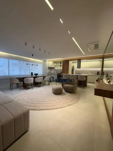 Apartamento com 3 dormitórios ,sendo 1 suíte em construção com 106 m2 , em prédio com laze