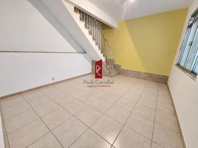 Casa para Aluguel em Irajá Excelente Localização
