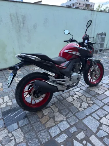 Cb Twister 250 pouco rodada
