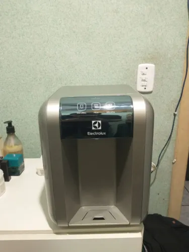 Bebedouro de água Electrolux 